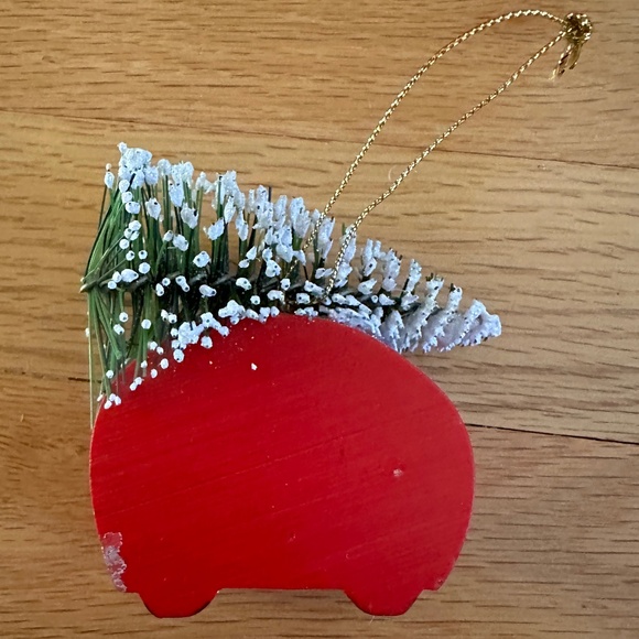 Retro Camper Travel Trailer Light Strand and Camper Ornament - Picture 12 of 14